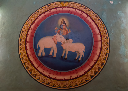 Optical illusion of an elephant and a bull sharing the same head, Pondicherry, Puducherry, India