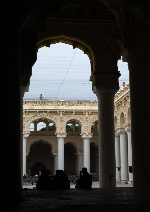 Pillared hall of Thirumalai Nayakar Palace, Tamil Nadu, Madurai, India