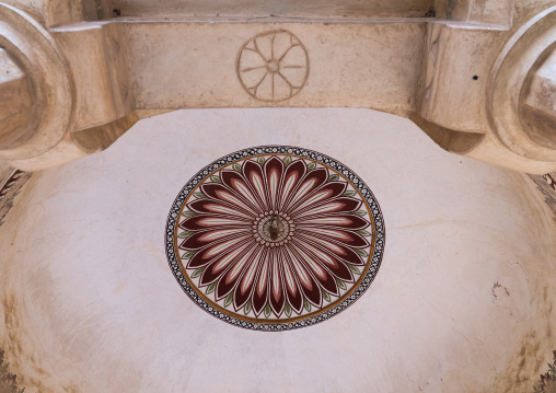 Ramgopal Chhatri cenotaph painted ceiling, Rajasthan, Ramgarh Shekhawati, India