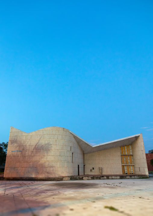 Gandhi Bhavan by Pierre Jeanneret at the Panjab University, Punjab State, Chandigarh, India