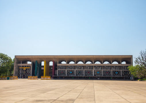 Punjab and Haryana High Court by Le Corbusier, Punjab State, Chandigarh, India