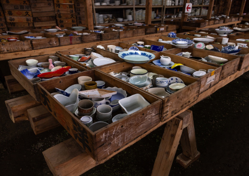 Kouraku Kiln porcelain atelier, Kyushu region, Arita, Japan