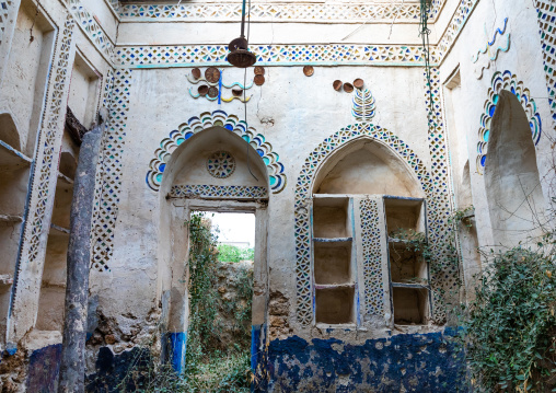 Farasani house with gypsum decoration and frescoes, Jazan Province, Farasan, Saudi Arabia