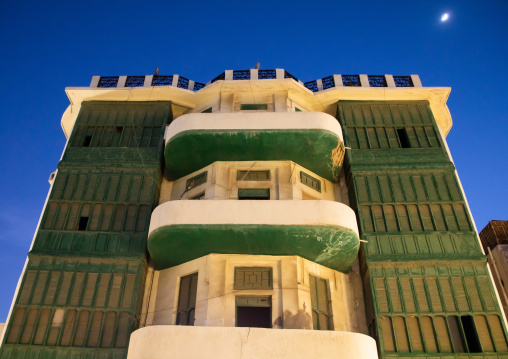 Old house with wooden mashrabiya in al-Balad quarter, Mecca province, Jeddah, Saudi Arabia