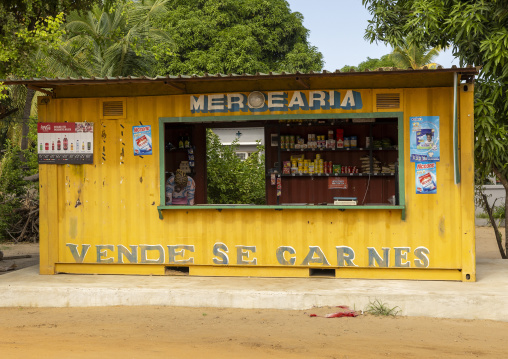 Shop made in a shipping container, Inhambane Province, Vilankulo, Mozambique