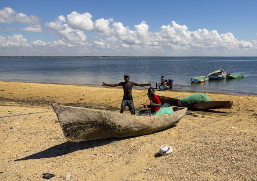 Fishermen on their boats on the beach, Nampula Province, Island of Mozambique, Mozambique