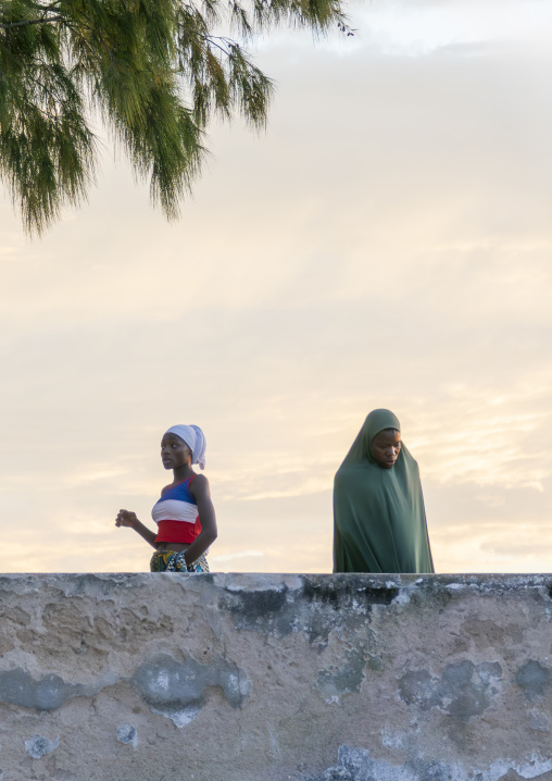 Christian woman and muslim woman, Nampula Province, Island of Mozambique, Mozambique