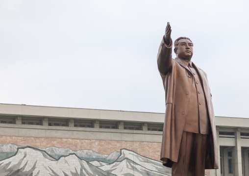 Kim Il-sung statue in Mansudae monument, DGC, Pyongyang, North Korea
