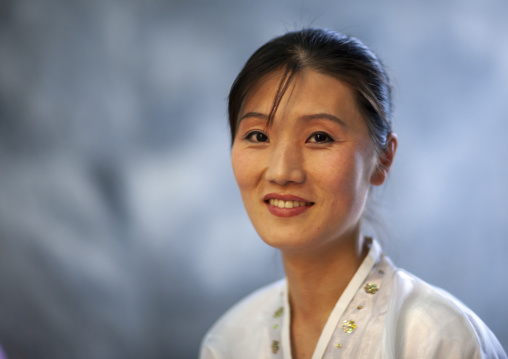 North Korean woman portrait, DGC, Pyongyang, North Korea