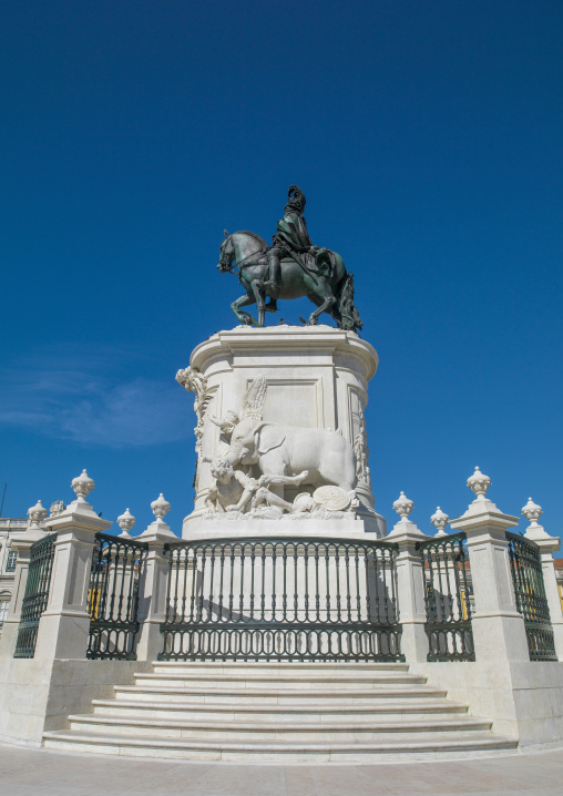 King Dom Jose I Statue at Praca do Comercio Plaza, Lisbon district, Lisbon, Portugal