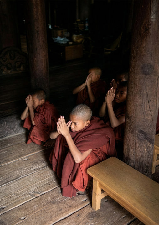 Novices buddhist monks in Shwe Yan Pyay monastery, Shan state, Nyaung Shwe, Myanmar