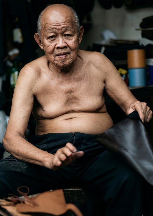 Chinese Singaporean shirtless old man portrait, Central Region, Singapore, Singapore