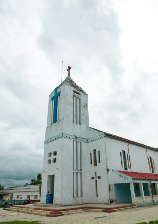 Se catedral do Huambo, Huambo Province, Huambo, Angola