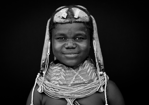 Mwila Girl With The Traditional Vikeka Mud Necklace, Angola