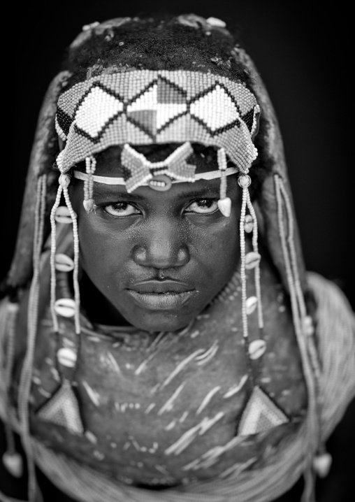 Mwila Girl With The Traditional Vikeka Mud Necklace, Angola