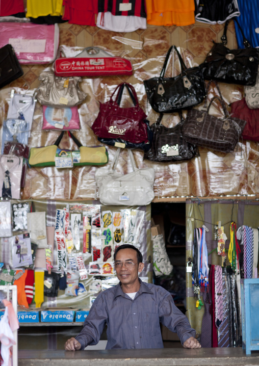 Chinese Salesman In Huambo, Angola