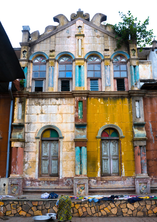 Benin, West Africa, Porto-Novo, multicoloured great mosque