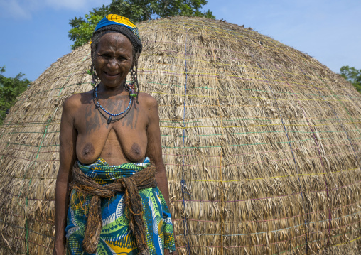 Benin, West Africa, Gossoue, an old tattooed fulani peul woman portrait