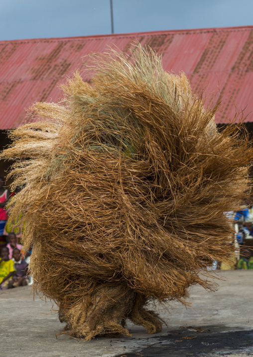 Benin, West Africa, Porto-Novo, zangbeto guardian of the night spirit dance in the royal palace