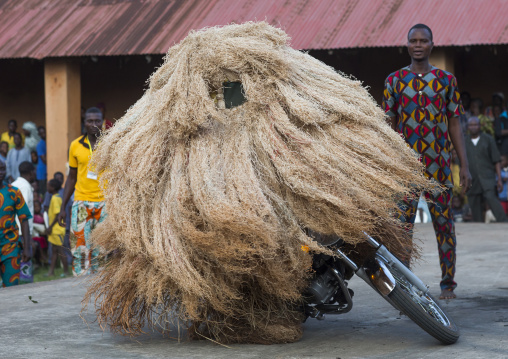 Benin, West Africa, Porto-Novo, zangbeto guardian of the night spirit dance in the royal palace