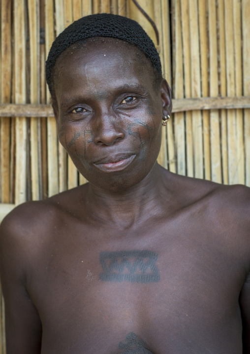 Benin, West Africa, Onigbolo Isaba, holi tribe woman covered with traditional tattoos and scars