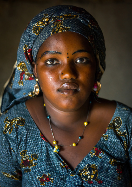 Benin, West Africa, Taneka-Koko, fulani peul tribe bride inside her hut