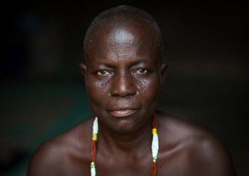 Benin, West Africa, Savalou, a priestess from the voodoo covent of the royal palace