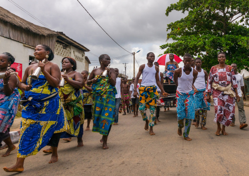 Benin, West Africa, Porto-Novo, porto-novo king toffa ii coach pulled by men