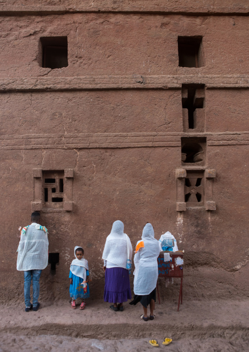 Pilgrims praying during kidane mehret orthodox celebration, Amhara region, Lalibela, Ethiopia