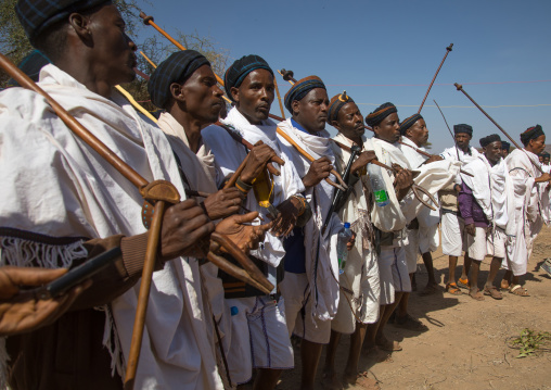 Man wearing kalasha on his forehead during during the Gada system ceremony in Borana tribe, Oromia, Yabelo, Ethiopia
