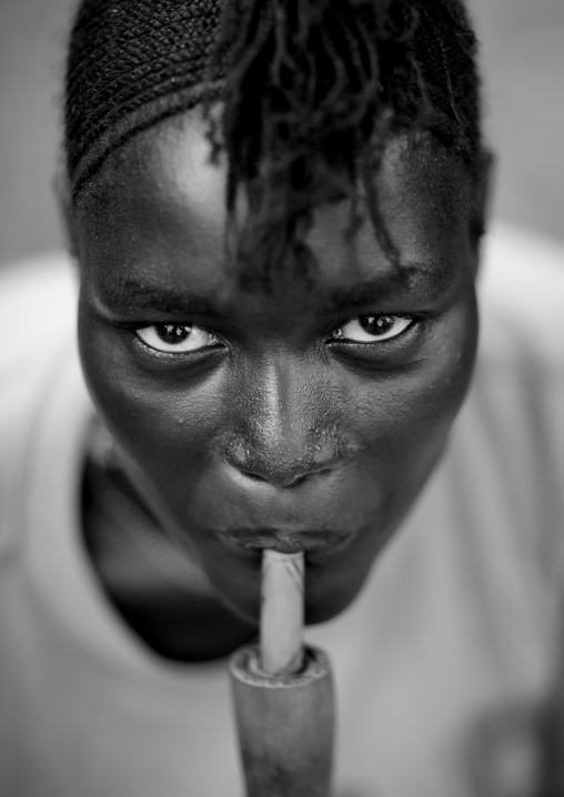 Miss ariet, Anuak tribe, Dima village, Gambella province, Ethiopia