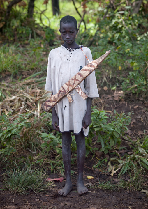 Mister bardasha with a fake kalashnikov, Ethiopia