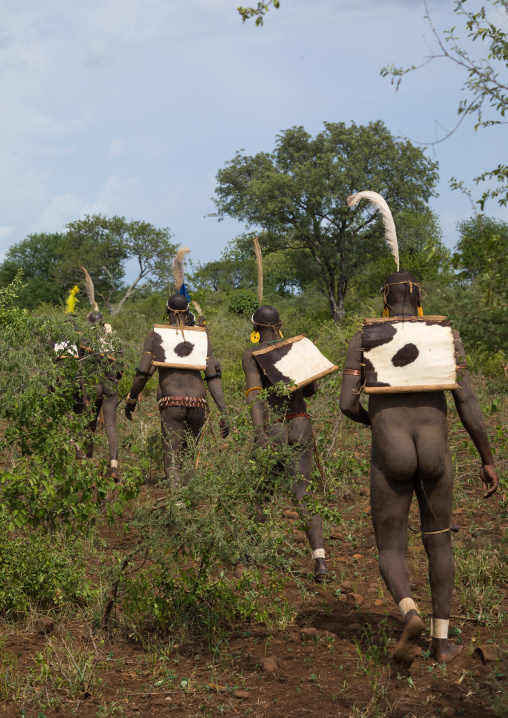 Bodi tribe fat men during Kael ceremony, Omo valley, Hana Mursi, Ethiopia