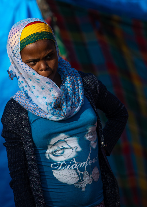 Oromo teenage girl, Amhara region, Senbete, Ethiopia