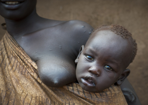 Bodi Tribe Baby With Mother, Hana Mursi, Omo Valley, Ethiopia