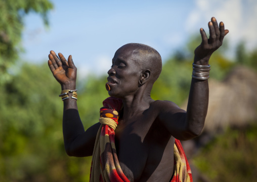 Bodi Tribe Old Woman, Hana Mursi, Omo Valley, Ethiopia