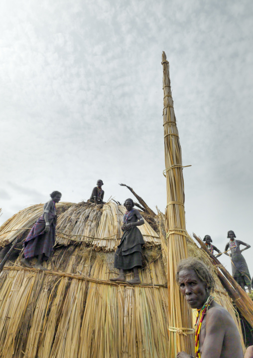 Erbore Tribe Women Building A Thatch Hut, Omo Valley, Ethiopia
