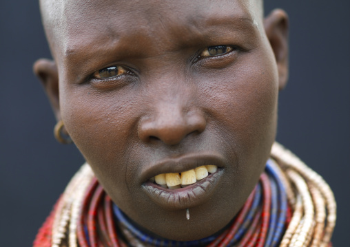 Karo Woman Portrait Screw In Lip And Necklace Ethiopia
