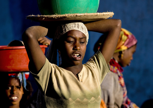 Harari Woman With Bowl On Head, Harar, Ethiopia