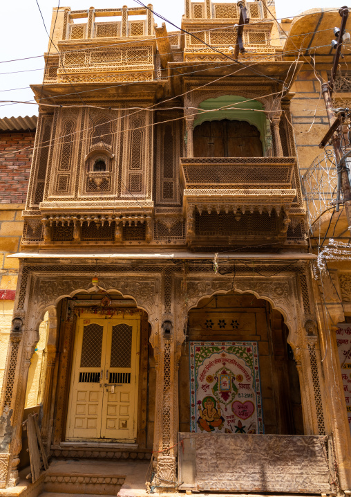 Old haveli balcony, Rajasthan, Jaisalmer, India