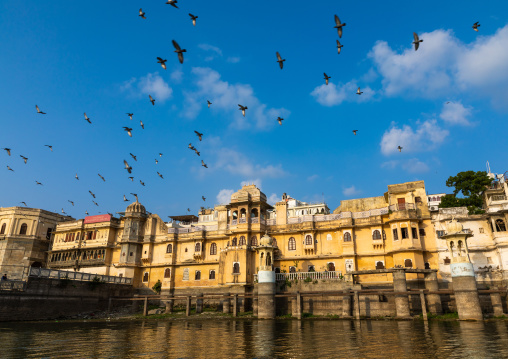 Historic building alongside lake Pichola, Rajasthan, Udaipur, India