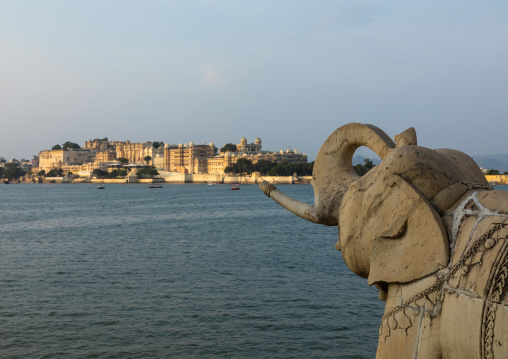 Elephant sculpture at lake Pichola, Rajasthan, Udaipur, India