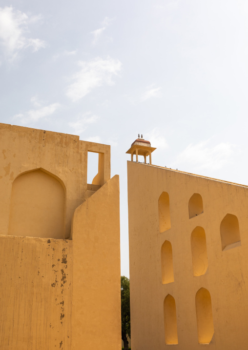 Observation deck of the Vrihat Samrat Yantra in Jantar Mantar, Rajasthan, Jaipur, India