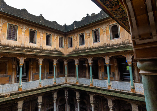 Old historic haveli courtyard, Rajasthan, Nawalgarh, India