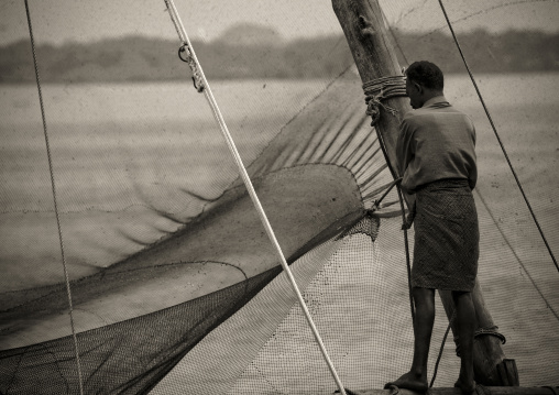 Fishermen Working On Chinese Fishing Nets, Kochi, India