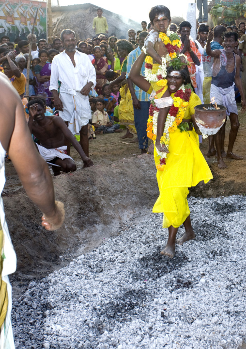 Screaming Woman Carrying A Child On Her Shoulder And A Jar On Fire Performing A Fire Walking Ritual, Madurai, South India