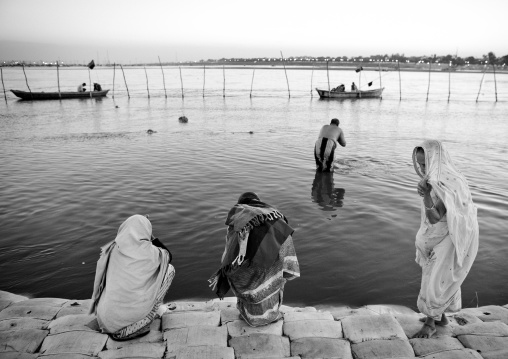 Pilgrims Bathing In Ganges, Maha Kumbh Mela, Allahabad, India