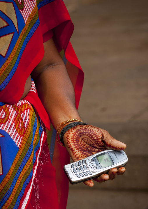 Hand Tattooed With Henna Of A Woman Holding A Mobile Phone, Tirumayam, India