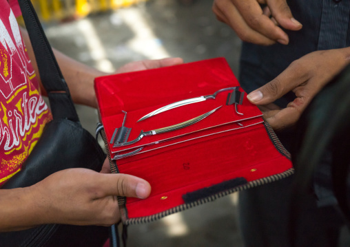 Blades For The Roosters Feet For A Cock Fighting