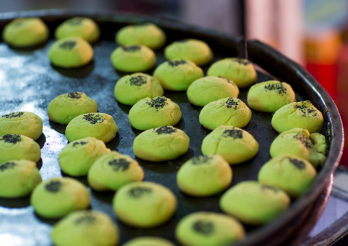 Berenji Cakes, Kermanshah, Iran